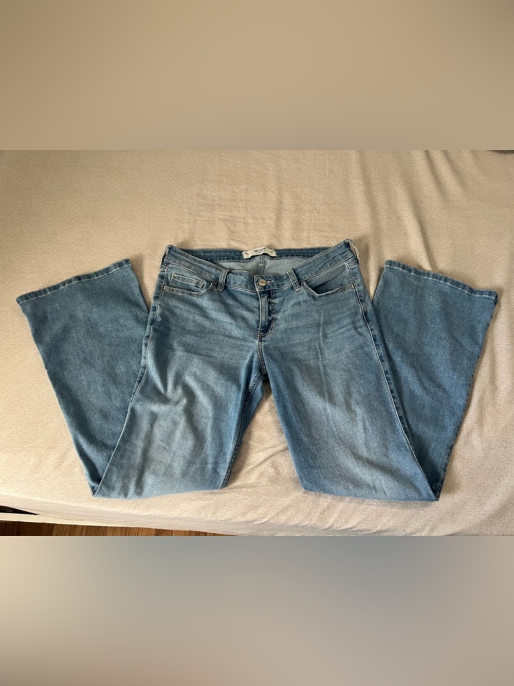 Hollister Low rise Bootcut Jeans - size 12 regular